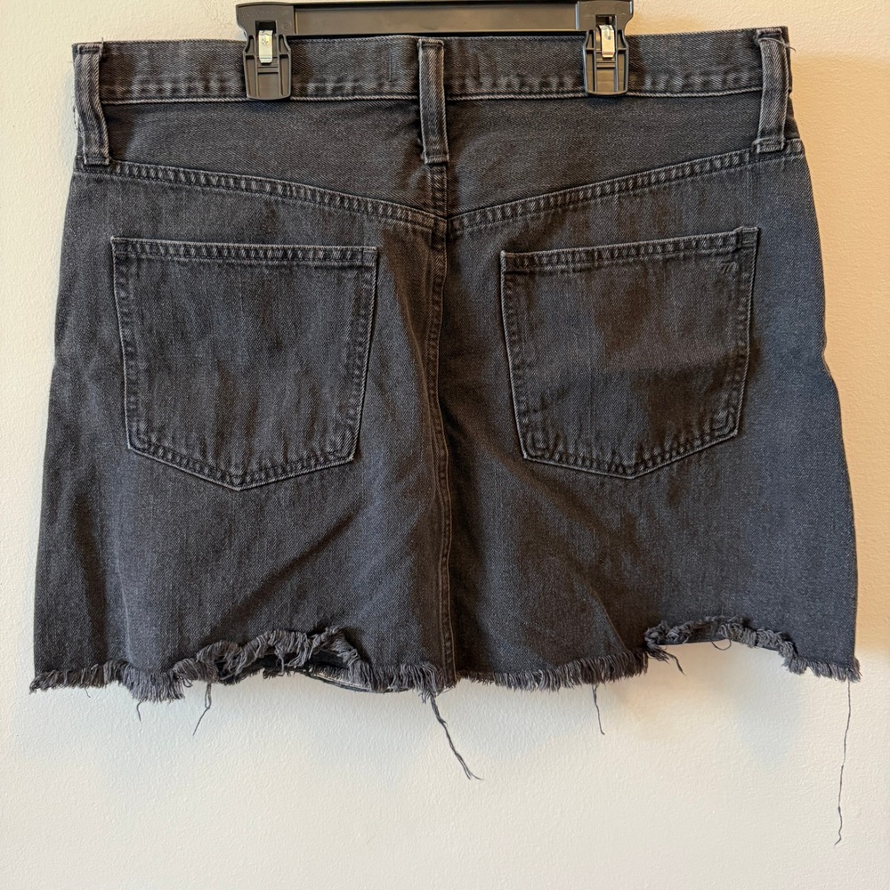 Madewell Black Denim Skirt | Size 14/32 | Button Fly | Raw Hem - Picture 2 of 4